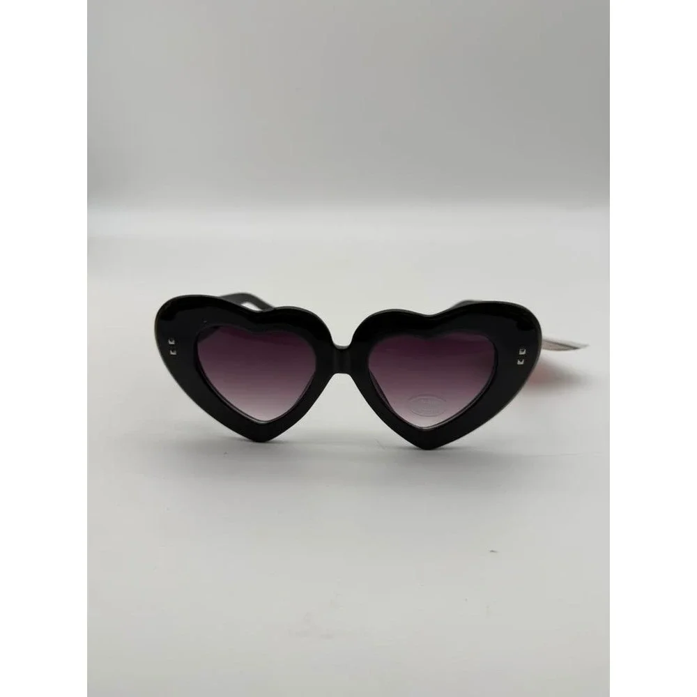 Glance‎ Eyewear Women's Heart-Shaped Sunglasses – Black & Gold